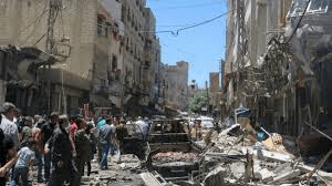L'Etat Islamique a revendiqué un double attentat qui a fait au moins 20 morts ce samedi, près d'un mausolée chiite proche de Damas.