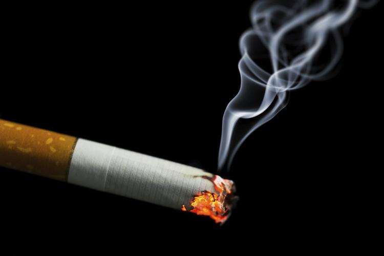 Chaque année, la consommation de cigarettes est responsable de 6 millions de morts dans le monde (© DR)