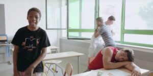 Pour faire comprendre le théorème de Pythagore à ses élèves, un prof de maths se lance dans le rap