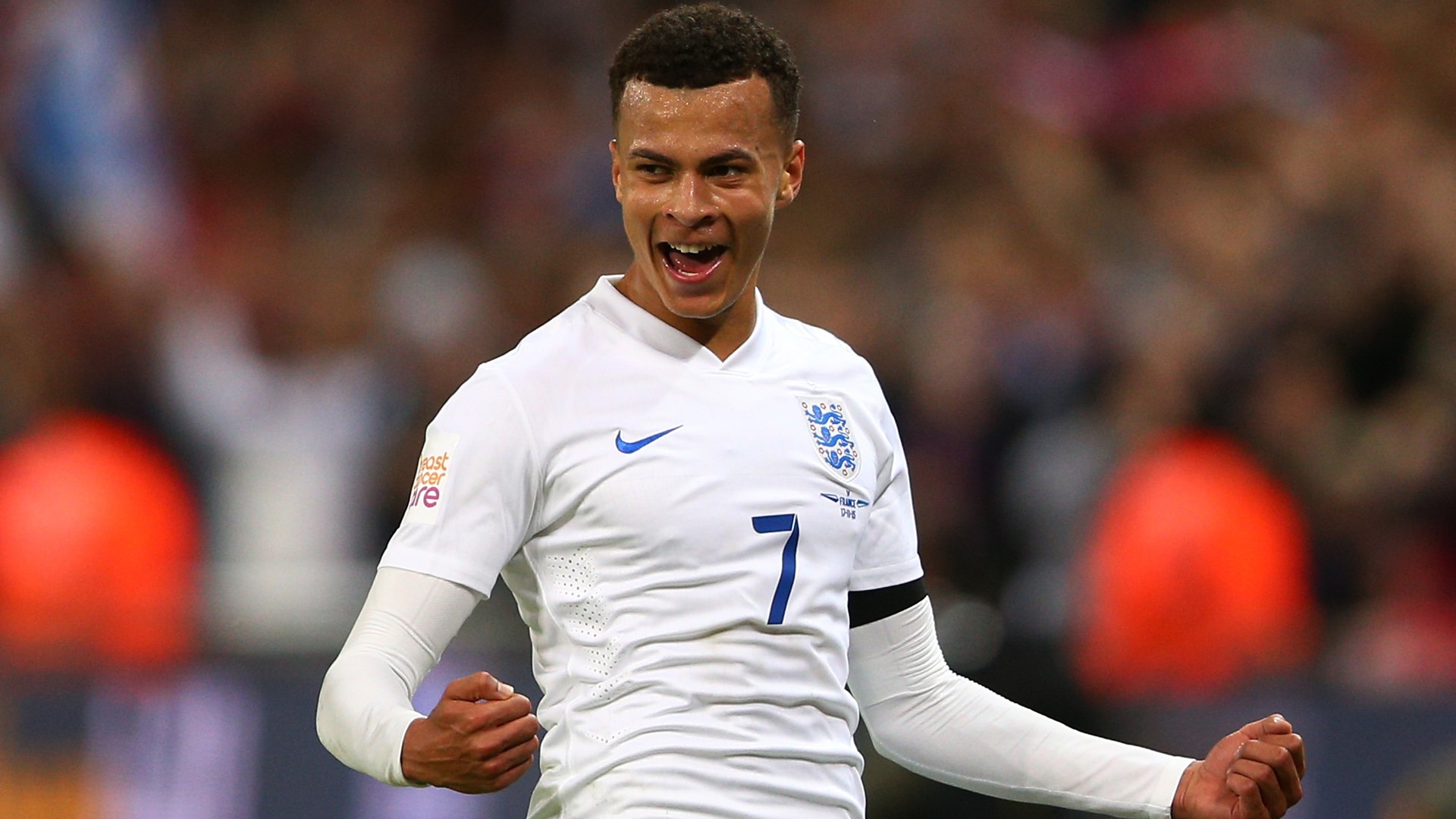 Foot Le Doigt D Honneur De L Anglais Dele Alli A L Arbitre Francais Clement Turpin Vl Media