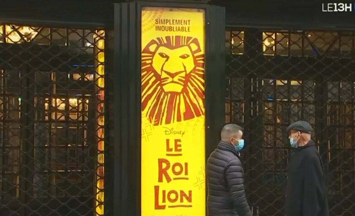 Roi Lion comédie musicale annulée covid 19 omicron