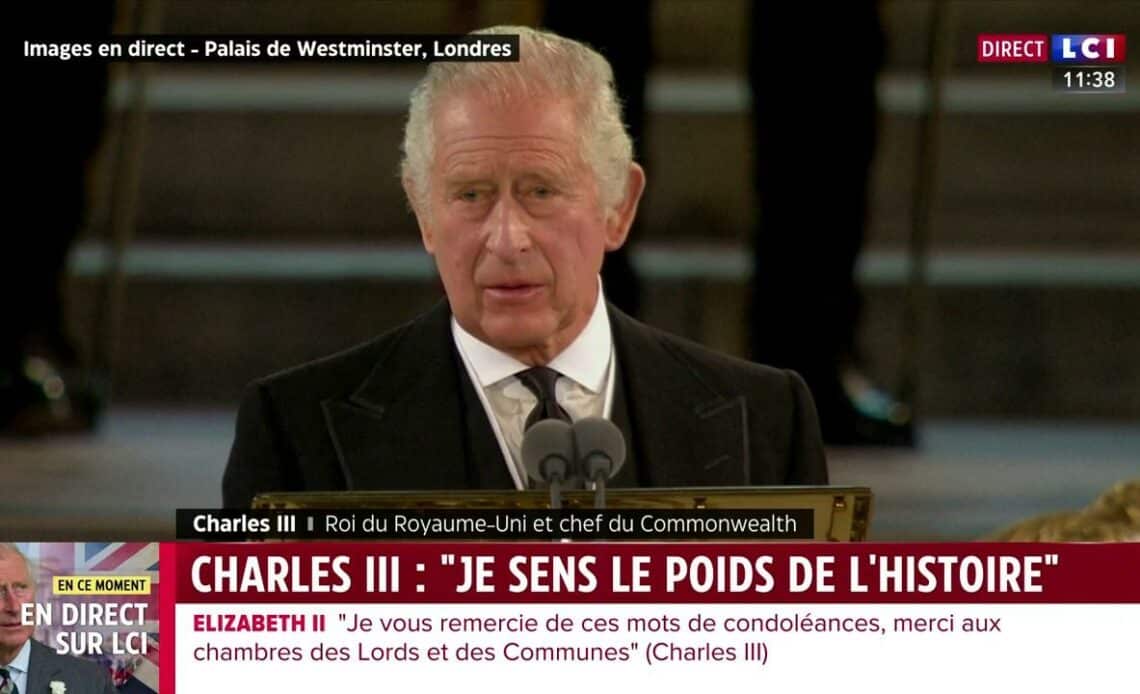 droits et devoir du nouveau roi Royaume Uni Charles III Elizabeth II