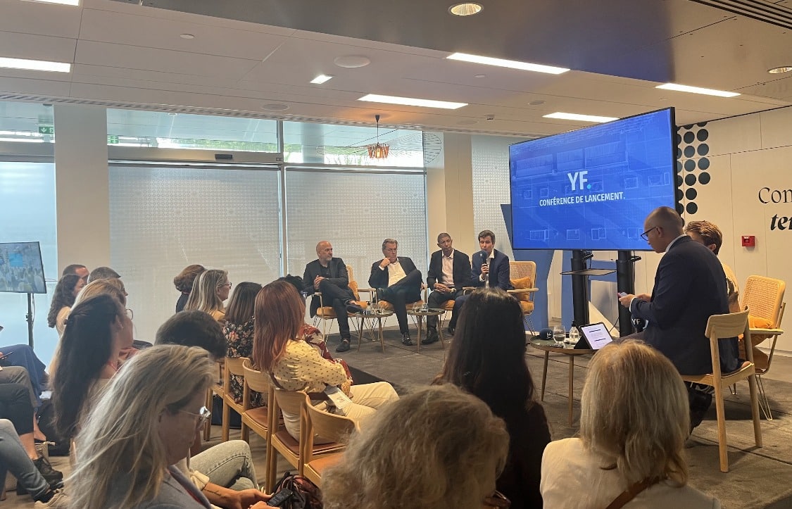 Conférence au Stade RolandGarros Les Clés de l'Emploi du Futur VL