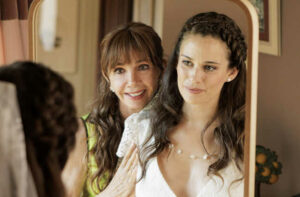 Lucie Lucas et Victoria Abril dans la série Clem. ©TF1